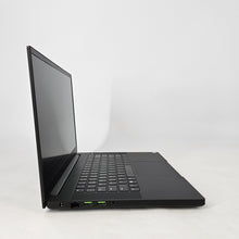 Load image into Gallery viewer, Razer Blade 15 Base 2018 Black 2.2 GHz Intel Core i7 8th Gen. 16GB RAM 256GB Solid State Drive 2TB Hard Disk Drive NVIDIA GeForce GTX 1060 6 GB