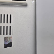 Load image into Gallery viewer, Dell Pro 14 PC14250 Platinum Silver 2.2 GHz Intel Core Ultra 7 Series 2 32GB RAM 1TB Solid State Drive