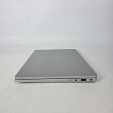 Load image into Gallery viewer, Dell Pro 14 PC14250 Platinum Silver 2.2 GHz Intel Core Ultra 7 Series 2 32GB RAM 1TB Solid State Drive