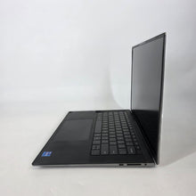 Load image into Gallery viewer, Precision 5570 15.6 Gray 2.3 GHz Intel Core i7 12th Gen. 16GB RAM 256GB Solid State Drive NVIDIA RTX A2000 8 GB