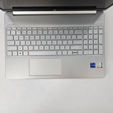 Load image into Gallery viewer, HP Notebook 15 Silver 2.8 GHz Intel Core i7 11th Gen. 16GB RAM 512GB Solid State Drive
