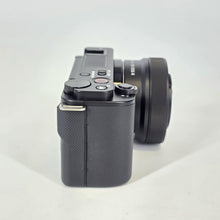 Load image into Gallery viewer, Sony Alpha ZV-E10 24.2MP Black