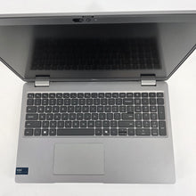 Load image into Gallery viewer, Dell Latitude 5550 15.6 Gray 2.1 GHz Intel Core Ultra 7 32GB RAM 512GB Solid State Drive