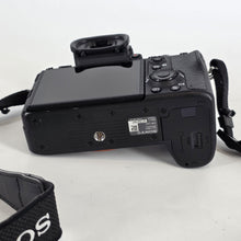 Load image into Gallery viewer, Sony Alpha 7R III 42.4MP Black
