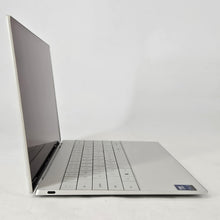 Load image into Gallery viewer, XPS 13 9350 Silver 2.2 GHz Intel Core Ultra 7 Series 2 32GB RAM 1TB Solid State Drive