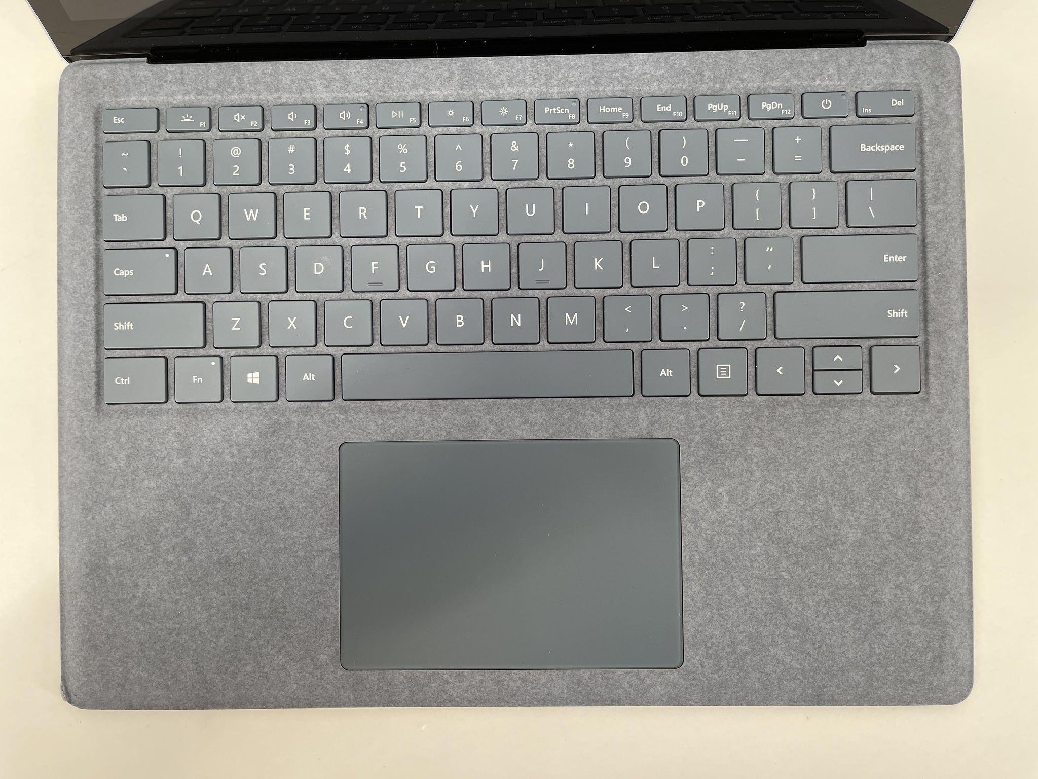 Microsoft Surface Laptop 4 1950 13.5 Laptop i5-1145G7