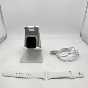 Apple Watch Series 8 Cellular Silver Sport 45mm w/ White Sport - Very Good