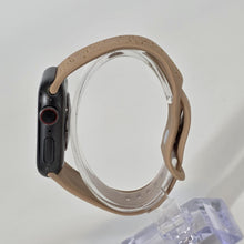 Load image into Gallery viewer, Apple Watch (Series 6) 40mm Space Black Unlocked 32GB
