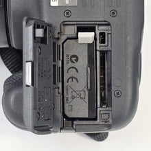 Load image into Gallery viewer, Canon EOS Rebel T7 24.1MP Black