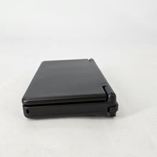 Load image into Gallery viewer, AYN Thor 8GB RAM 128GB Solid State Drive