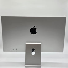 Load image into Gallery viewer, Apple Studio Display 27in 2022 Silver
