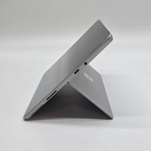 Load image into Gallery viewer, Microsoft Surface Go 2 10.5 Unlocked 1.1 GHz Intel Core m3 8100Y 8GB RAM 128GB Solid State Drive
