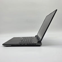 Load image into Gallery viewer, Asus ROG Strix Scar 18 G834 18 Black 2.2 GHz Intel Core i9 13th Gen. 32GB RAM 1TB Solid State Drive 1TB Solid State Drive NVIDIA GeForce RTX 4090 16 GB