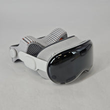 Load image into Gallery viewer, Apple Vision Pro 256GB
