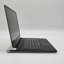 Load image into Gallery viewer, Dell Alienware X15 R2 White 2.5 GHz Intel Core i9 12th Gen. 32GB RAM 2TB Solid State Drive NVIDIA GeForce RTX 3070 Ti 8 GB
