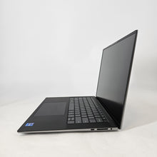 Load image into Gallery viewer, Dell Precision 5570 15.6 Gray 2.3 GHz Intel Core i7 12th Gen. 32GB RAM 1TB Solid State Drive NVIDIA RTX A1000 4 GB