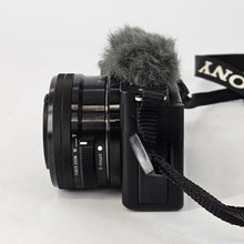 Load image into Gallery viewer, Sony Alpha ZV-E10 24.2MP Black