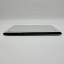 Load image into Gallery viewer, Dell Alienware X15 R2 White 2.3 GHz Intel Core i7 12th Gen. 16GB RAM 1TB Solid State Drive NVIDIA GeForce RTX 3060 6 GB