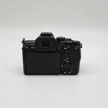 Load image into Gallery viewer, Sony Alpha 7 IV 33MP Black