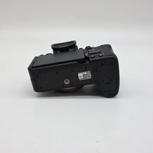Load image into Gallery viewer, Sony Alpha 7 IV 33MP Black