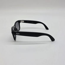 Load image into Gallery viewer, Meta Ray-Ban Meta Wayfarer (Gen 1) Matte Black 32GB