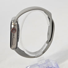 Load image into Gallery viewer, Apple Watch (Series 6) 44mm Silver Unlocked 32GB