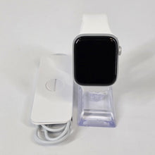 Load image into Gallery viewer, Apple Watch (Series 6) 44mm Silver Unlocked 32GB