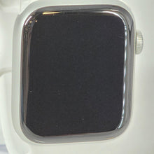 Load image into Gallery viewer, Apple Watch (Series 6) 44mm Silver Unlocked 32GB