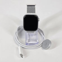 Load image into Gallery viewer, Apple Watch (Series 11) 42mm Silver Unlocked 64GB