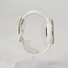 Load image into Gallery viewer, Garmin Vivoactive 5 42mm Cream GPS