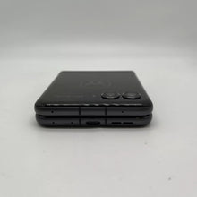 Load image into Gallery viewer, Motorola Razr 2024 256GB Koala Grey Unlocked Very Good Condition