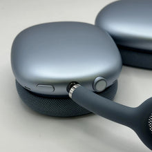 Load image into Gallery viewer, Apple AirPods Max USB-C Blue