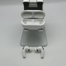 Load image into Gallery viewer, Apple AirPods Pro 3 USB-C White