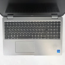 Load image into Gallery viewer, Dell Latitude 5520 15.6 Gray 2.6 GHz Intel Core i5 11th Gen. 16GB RAM 256GB Solid State Drive