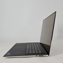 Load image into Gallery viewer, Dell XPS 15 9520 Silver 2.3 GHz Intel Core i7 12th Gen. 16GB RAM 512GB Solid State Drive NVIDIA GeForce RTX 3050 Ti 4 GB