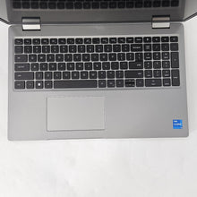 Load image into Gallery viewer, Precision 3570 15.6 Gray 1.6 GHz Intel Core i5 12th Gen. 16GB RAM 256GB Solid State Drive NVIDIA T550 4 GB