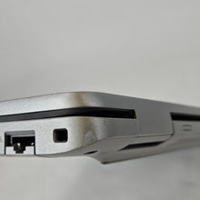 Load image into Gallery viewer, Latitude 5550 15.6 Silver 1.3 GHz Intel Core Ultra 5 16GB RAM 512GB Solid State Drive