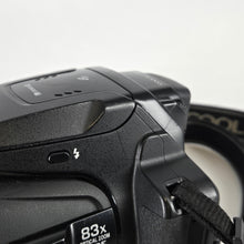 Load image into Gallery viewer, Nikon Coolpix P900 16MP Black