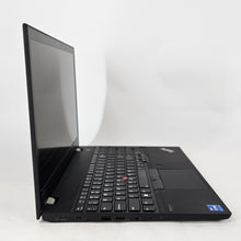 Load image into Gallery viewer, Lenovo ThinkPad P15s Gen 2 Black 2.8 GHz Intel Core i7 11th Gen. 16GB RAM 512GB Solid State Drive NVIDIA Quadro T500 4 GB