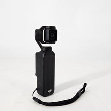 Load image into Gallery viewer, DJI Osmo Pocket 3 Creator Combo Black