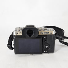 Load image into Gallery viewer, Fujifilm X-T5 40MP Silver
