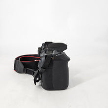 Load image into Gallery viewer, Canon EOS 80D 24.2MP Black