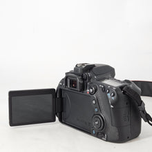 Load image into Gallery viewer, Canon EOS 80D 24.2MP Black