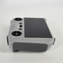 Load image into Gallery viewer, DJI Mavic 3 Pro