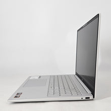 Load image into Gallery viewer, HP OmniBook 3 15.6 Glacier Silver 2.8 GHz AMD Ryzen 5 40 8GB RAM 256GB Solid State Drive