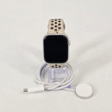 Load image into Gallery viewer, Apple Watch (Series 9) 45mm Silver WiFi 64GB