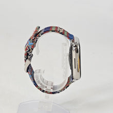 Load image into Gallery viewer, Apple Watch (Series 8) 45mm Silver Unlocked 32GB