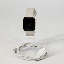 Load image into Gallery viewer, Apple Watch (SE) 2nd Gen. 40mm Gold Unlocked 32GB