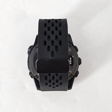 Load image into Gallery viewer, Garmin Fenix 8 Solar Sapphire Edition 51mm Black GPS