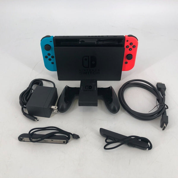 Nintendo Switch 32GB - Very Good Condition w/ Dock + HDMI/Power Cables + Grips